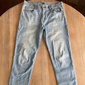 GAP | Light Wash Blue Straight 'Girlfriend' Jeans | 29T